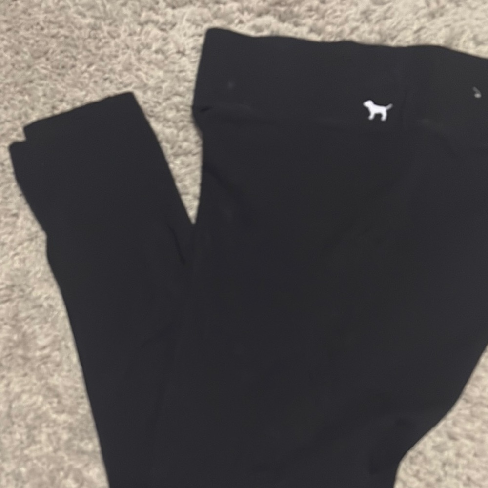 Victoria's Secret PINK YOGA Black Leggings Sleek Stretchy Design